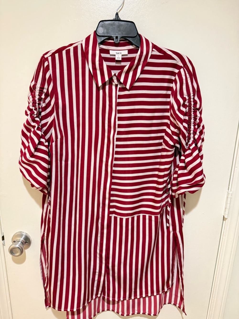Modern Bar III Red & White Striped Button-Up Shirt